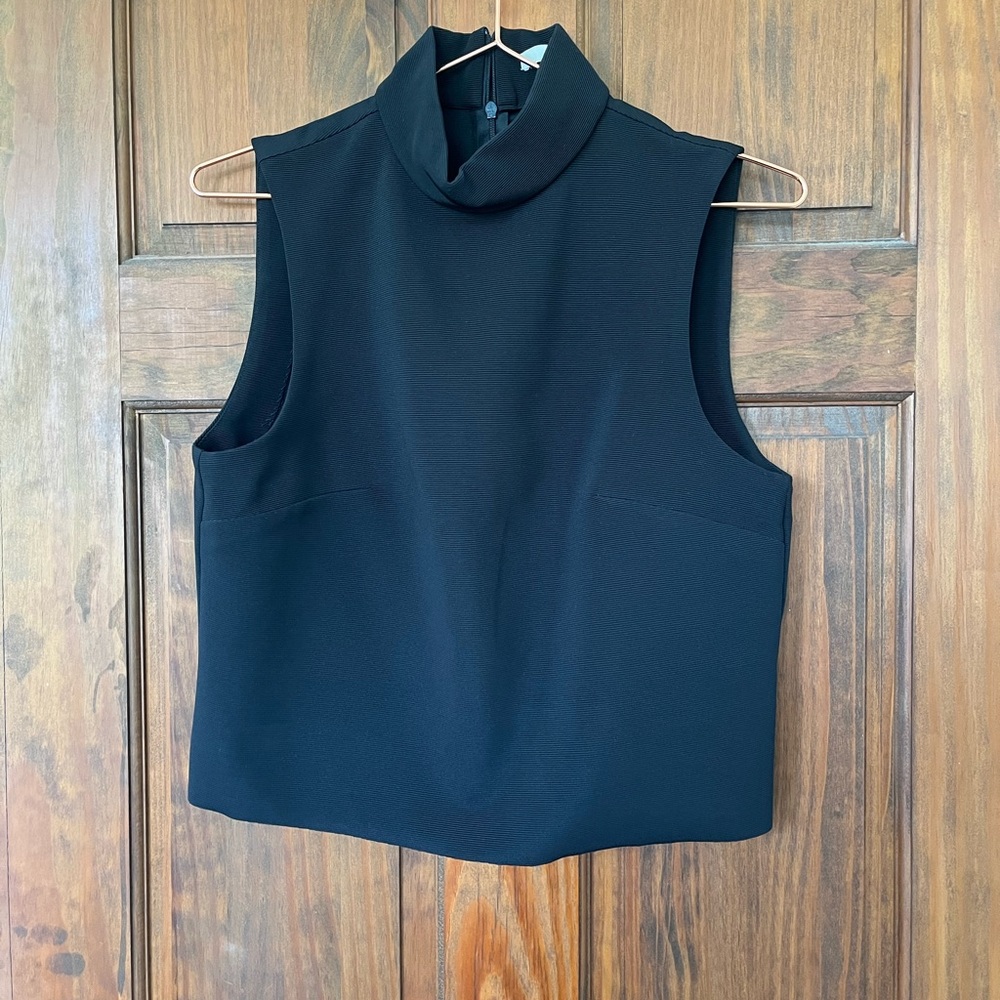 NWOT black oak + fort tank